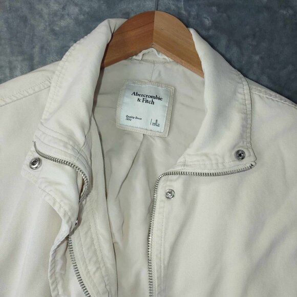 Abercrombie & Fitch Women S Preppy White Versatile Vintage Baddie Popover Jacket - Picture 8 of 14